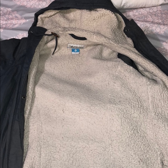 COLUMBIA PARKA - Picture 3 of 3